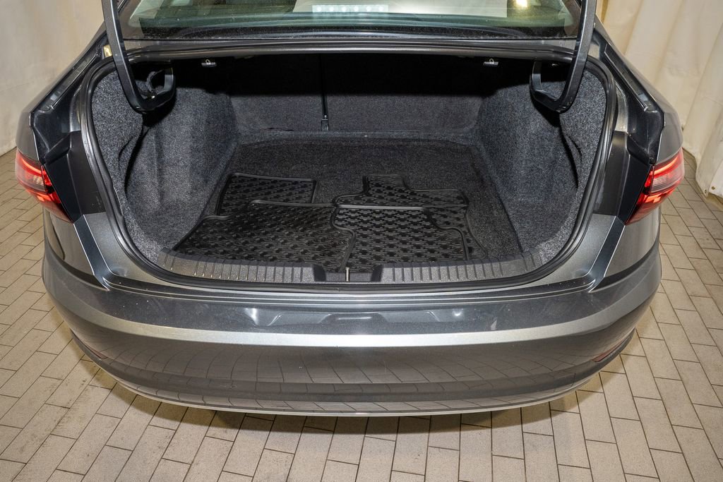 Used 2021 Volkswagen Jetta S w/ Driver Assistance Package image 6