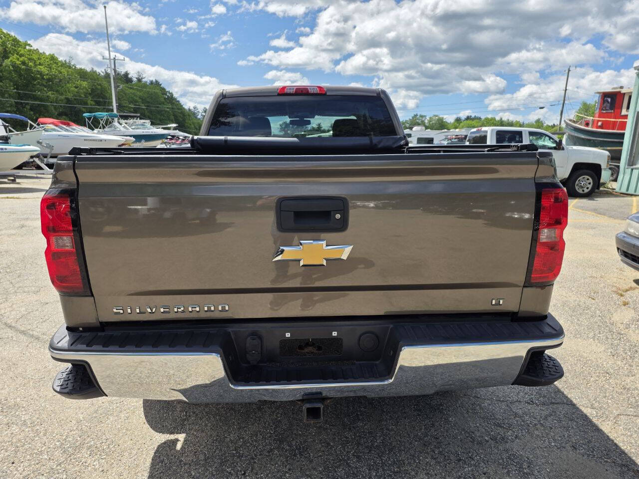 Used 2015 Chevrolet Silverado 1500 LT w/ LT Convenience Package AWD/4WD image 11