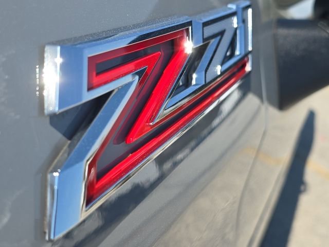 Used 2025 Chevrolet Silverado 1500 RST w/ Convenience Package II image 10