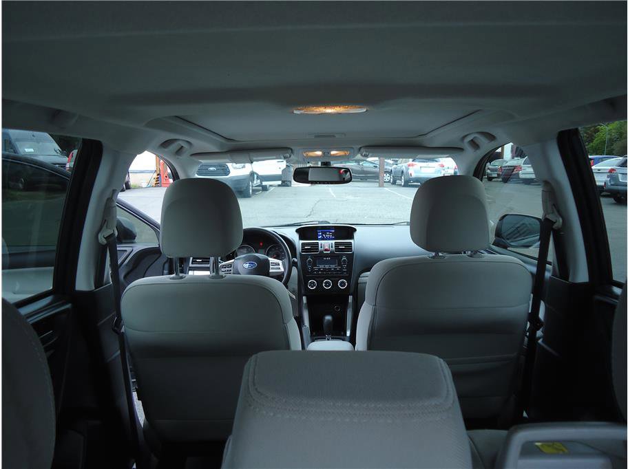 Used 2015 Subaru Forester 2.5i Premium w/ All-Weather Package image 25