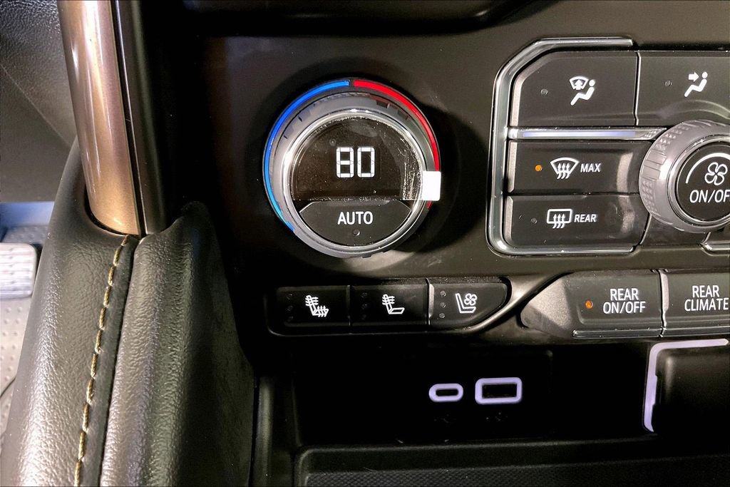 Used 2024 Chevrolet Tahoe High Country image 35