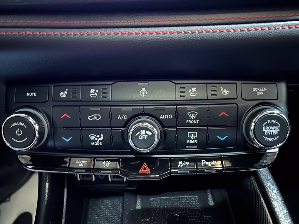 Used 2023 Dodge Durango R/T AWD/4WD image 34