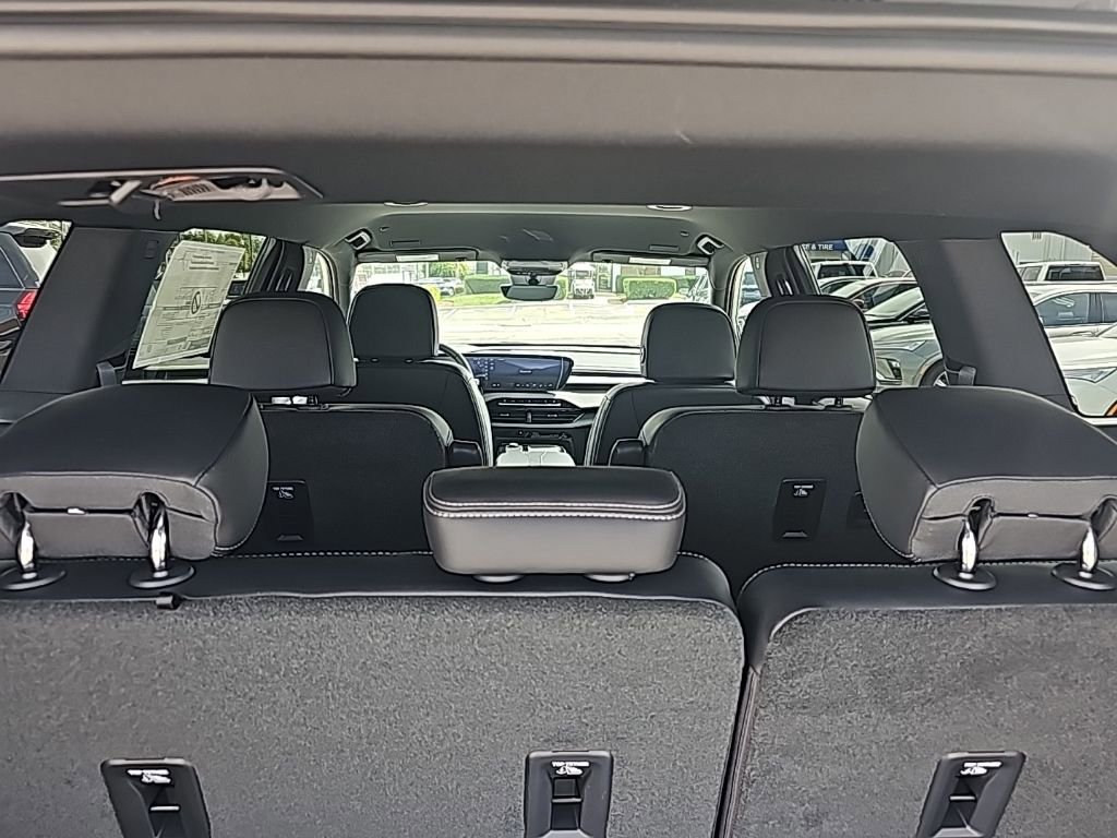 New 2026 Buick Enclave Sport Touring w/ Power Package image 9