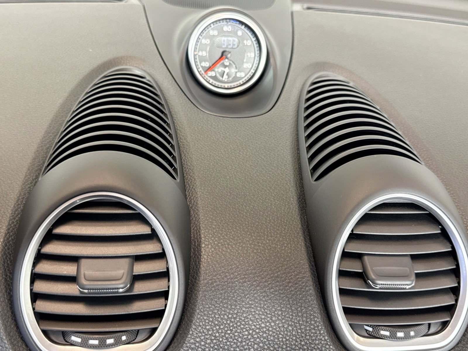 Used 2025 Porsche 718 Boxster w/ Premium Package RWD image 27