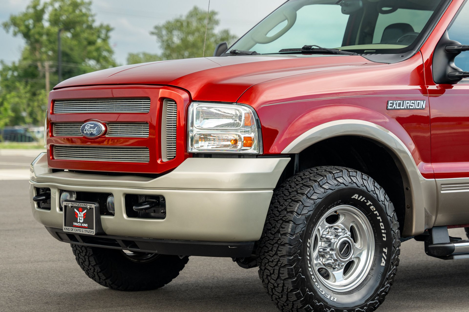 Used 2005 Ford Excursion Eddie Bauer image 3