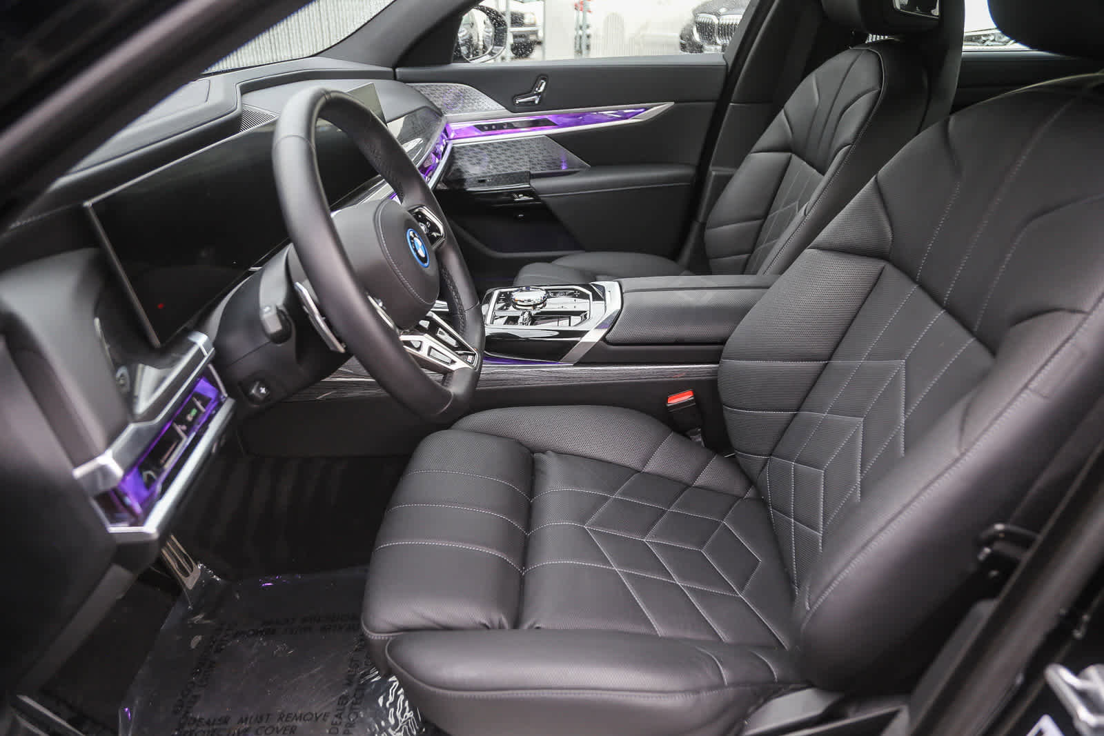 Used 2025 BMW i7 eDrive50 w/ M Sport Package image 14