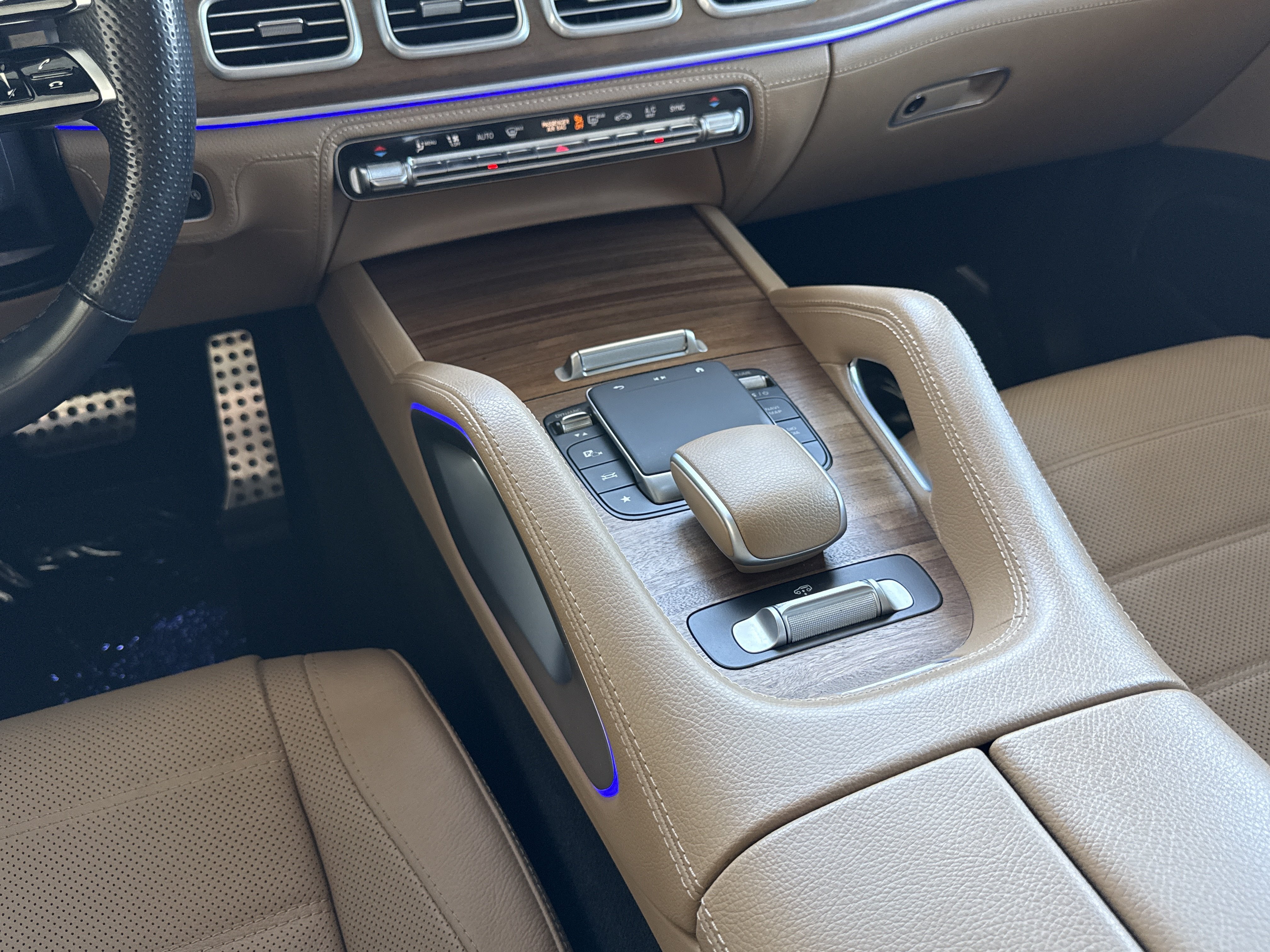 Certified 2024 Mercedes-Benz GLS 450 4MATIC image 44