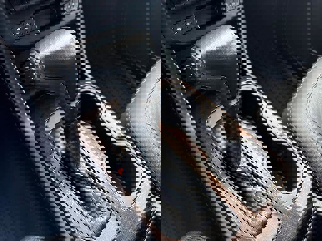 Used 2018 GMC Canyon SLT w/ Driver Alert Package image 19