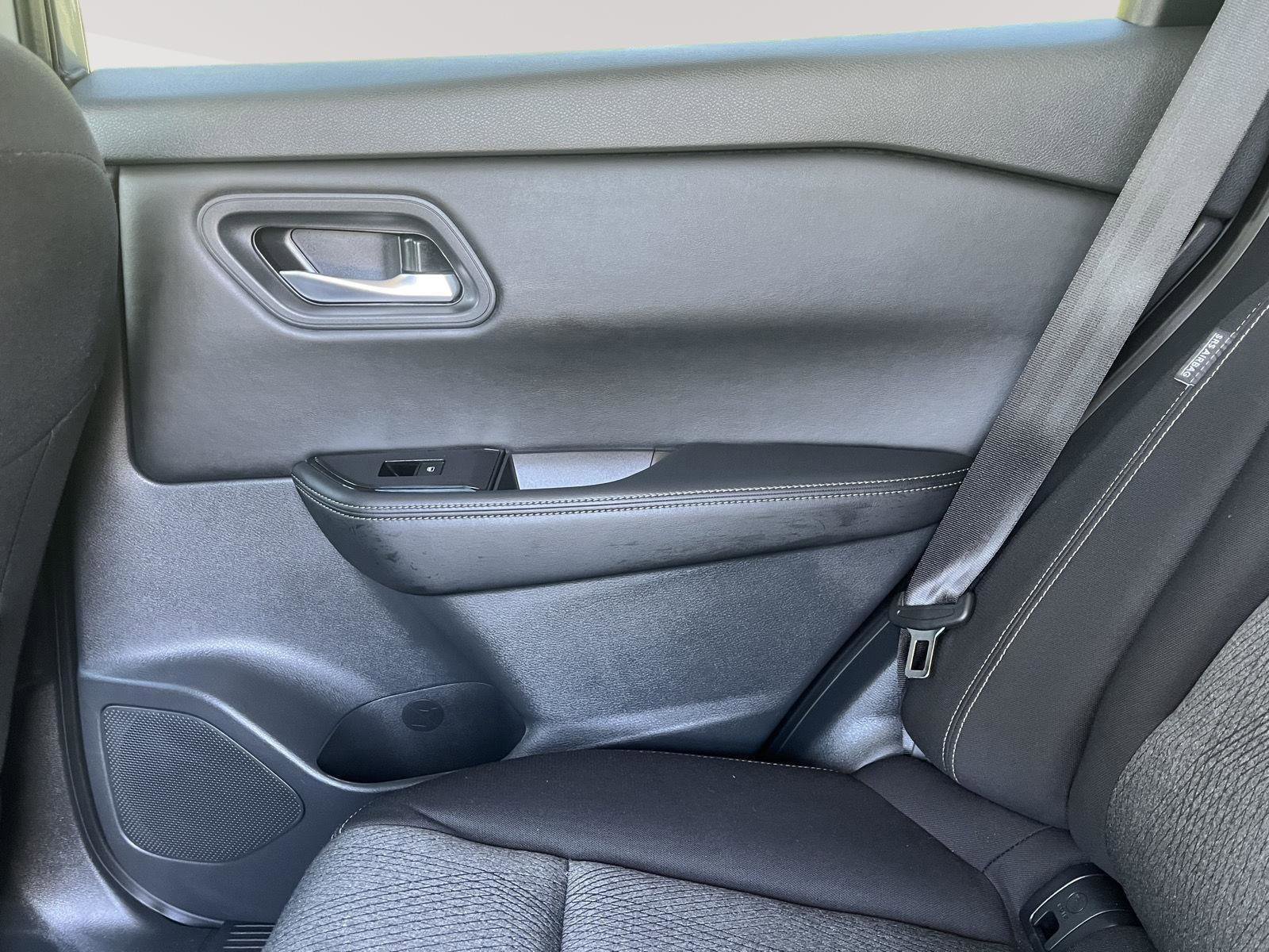 Certified 2025 Nissan Rogue SV AWD/4WD image 14