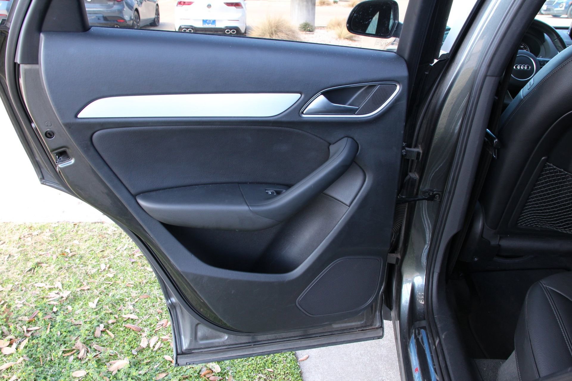 Used 2018 Audi Q3 2.0T Premium image 37