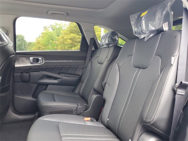 New 2025 Kia Sorento SX image 9