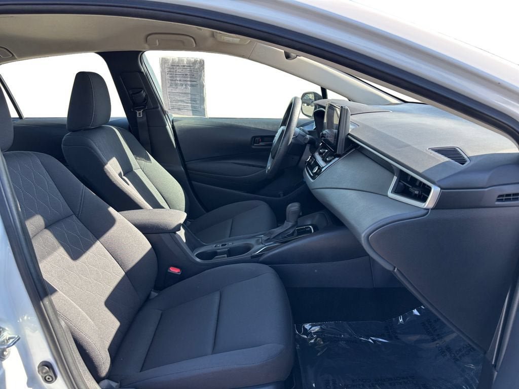 Used 2024 Toyota Corolla LE FWD image 17