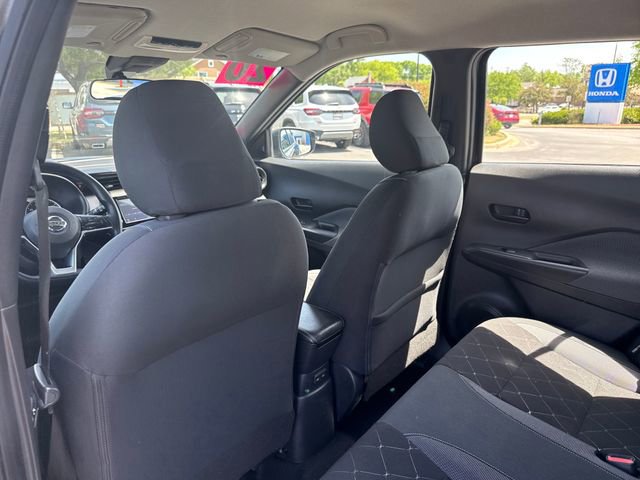 Used 2020 Nissan Kicks S FWD image 20