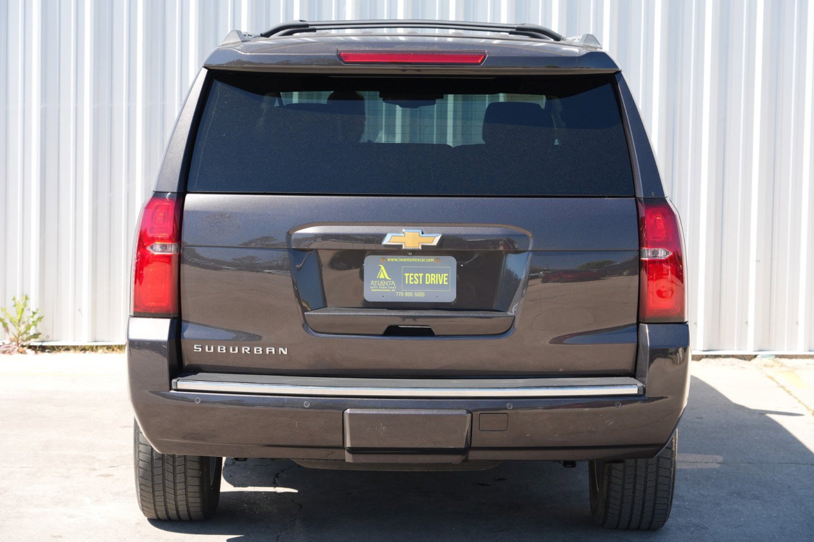 Used 2015 Chevrolet Suburban LTZ RWD image 55