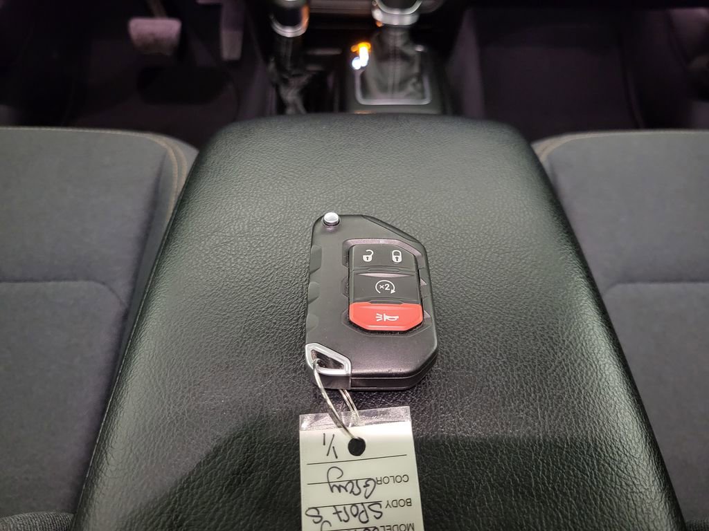 Used 2025 Jeep Wrangler Sport S image 45