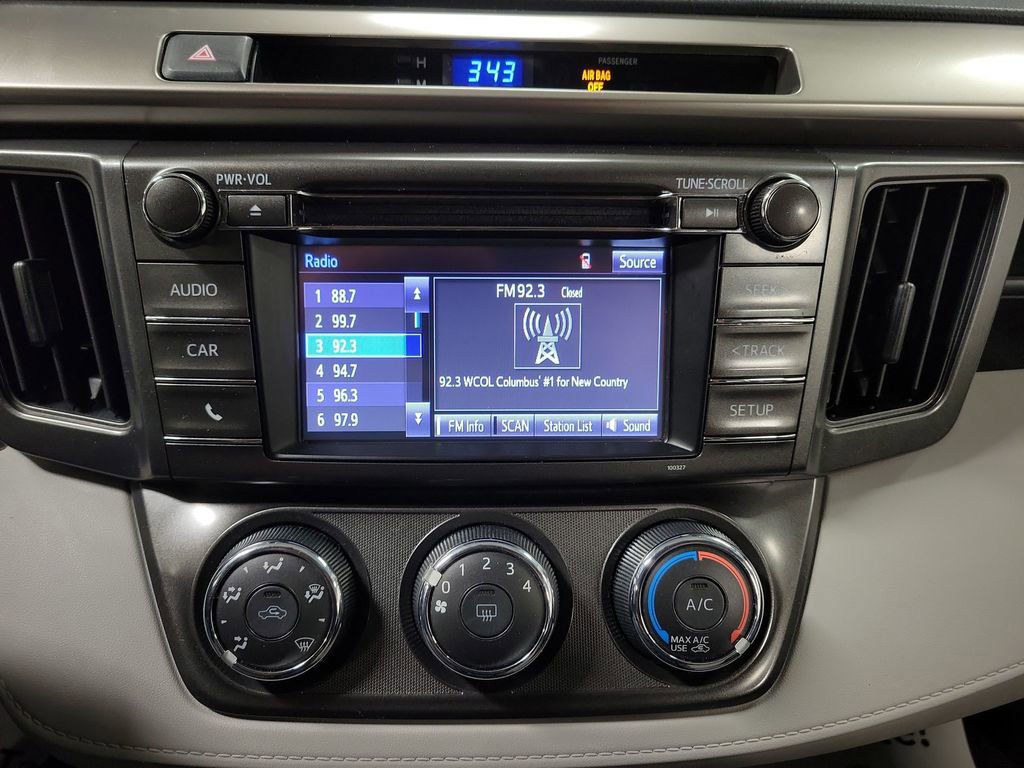 Used 2015 Toyota RAV4 LE image 17