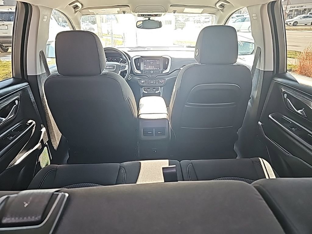 Used 2022 GMC Terrain SLE w/ Driver Convenience Package image 20