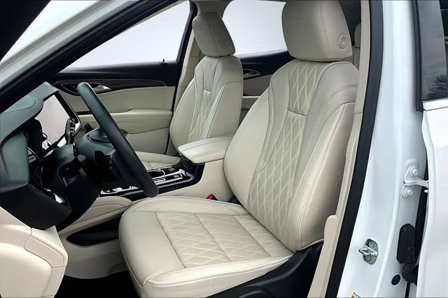 Used 2023 Buick Envision Avenir image 21