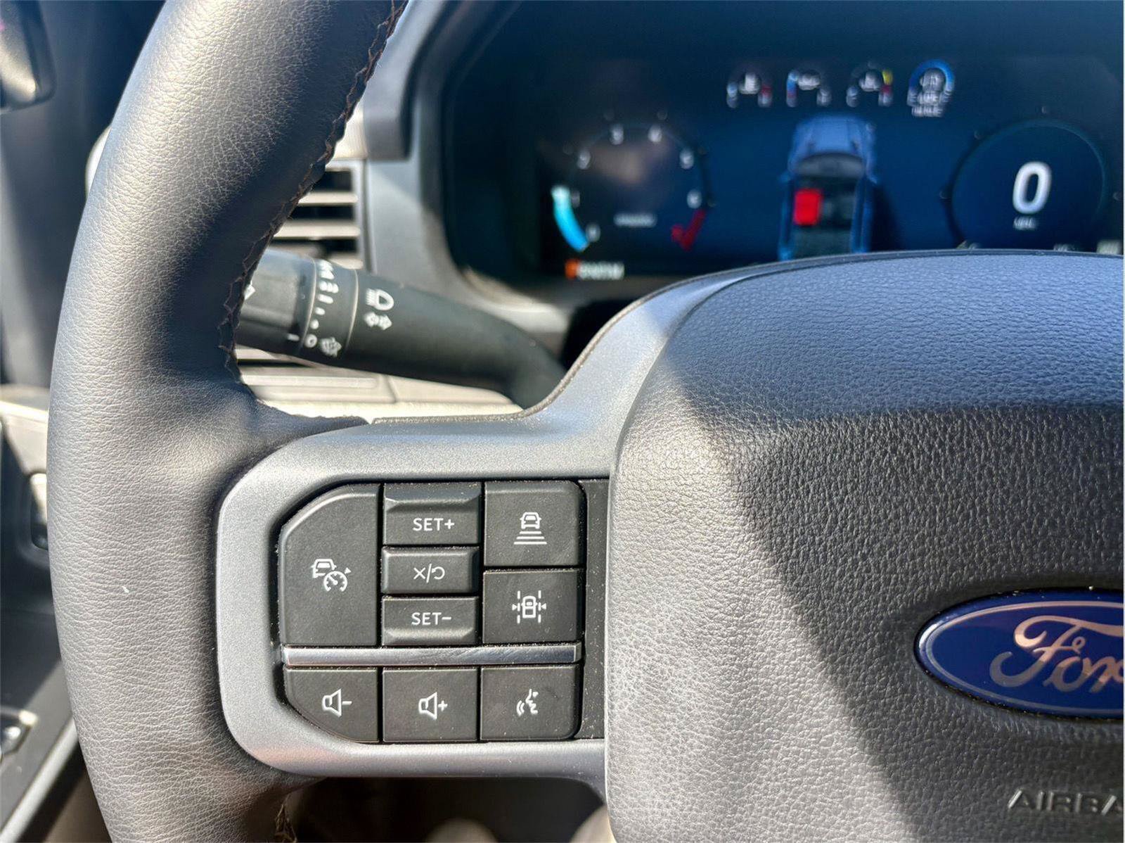 Used 2021 Ford F150 Lariat RWD image 11