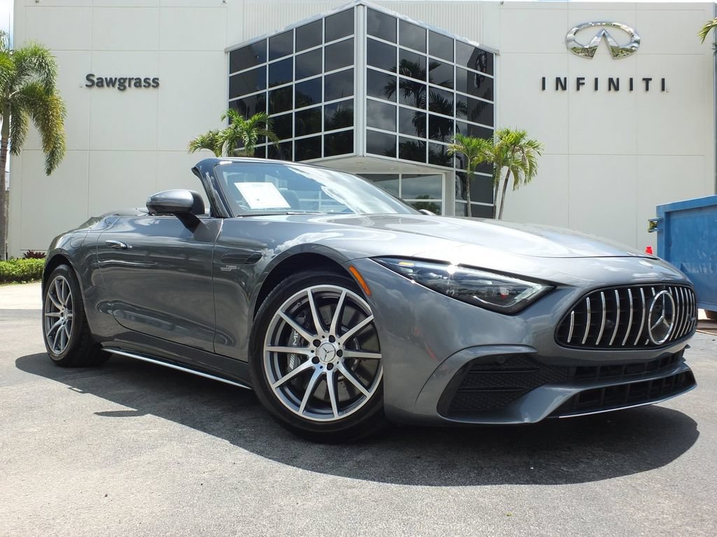 Used 2023 Mercedes-Benz SL 43 AMG image 2