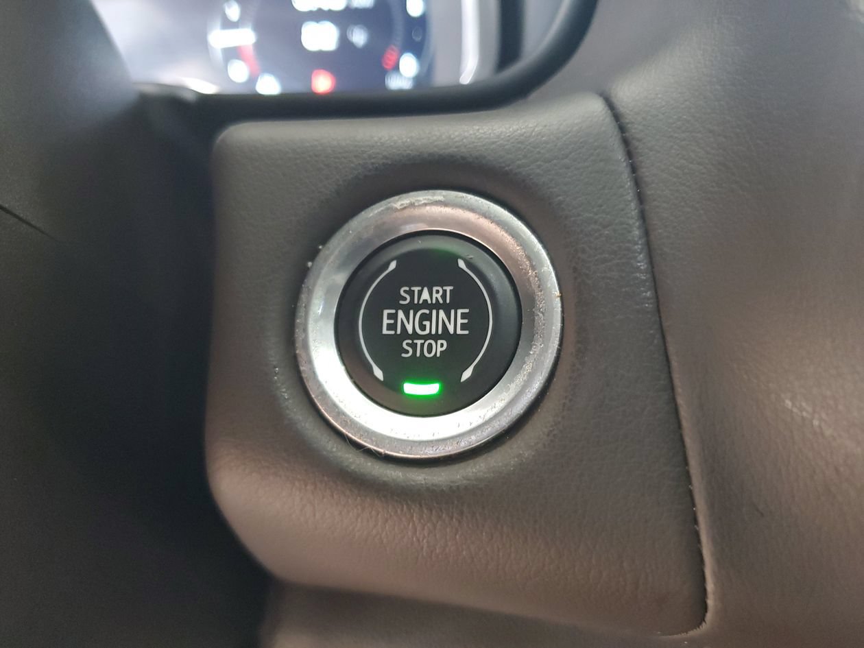 Used 2023 GMC Yukon SLT RWD image 24