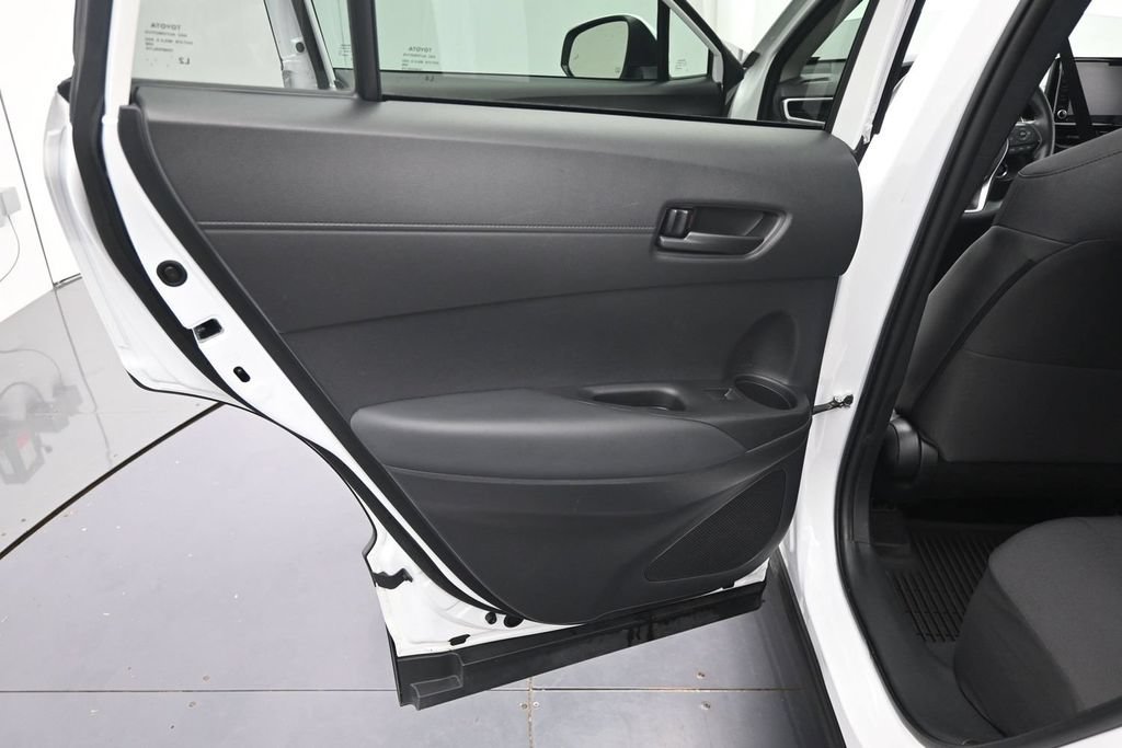 Used 2022 Toyota Corolla Cross LE w/ Black Badges Package (TMS) AWD/4WD image 16