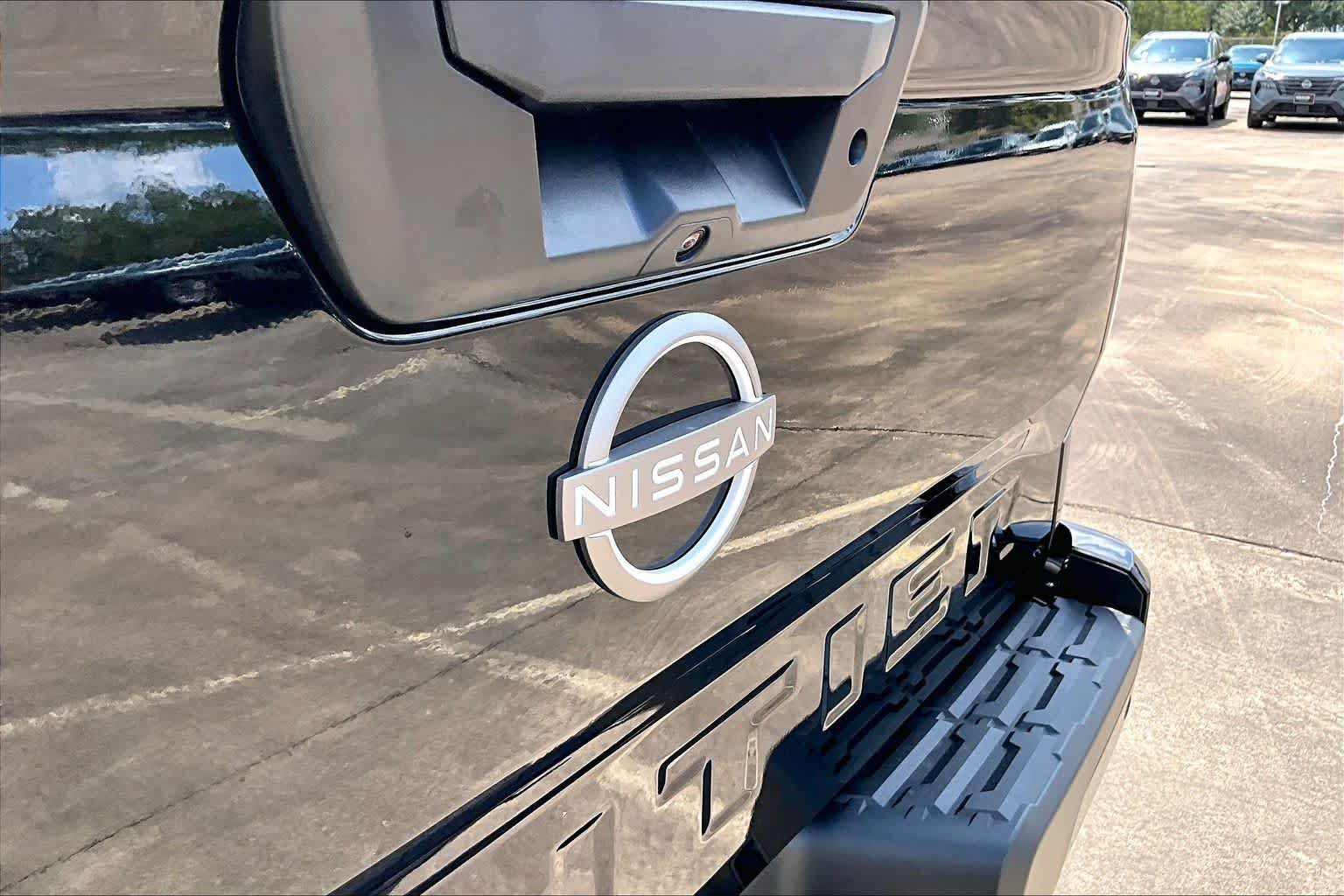 New 2027 Nissan Frontier SV RWD image 8