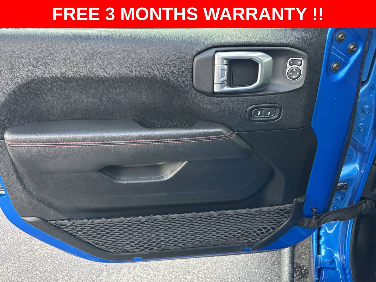 Used 2022 Jeep Wrangler Unlimited Rubicon w/ Cold Weather Group AWD/4WD image 12