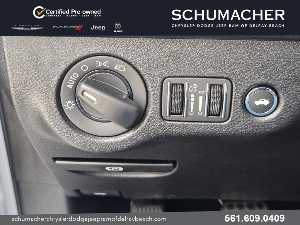 Used 2022 Dodge Challenger R/T Scat Pack RWD image 28