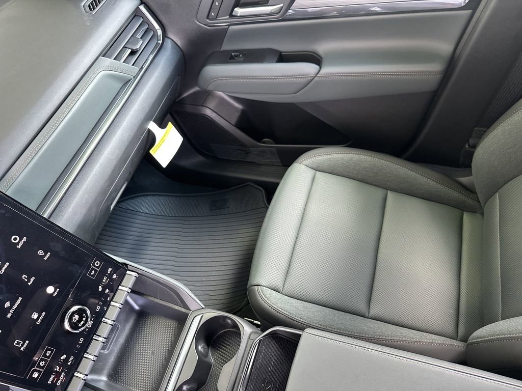 New 2026 GMC Terrain AT4 w/ Technology Package II image 25