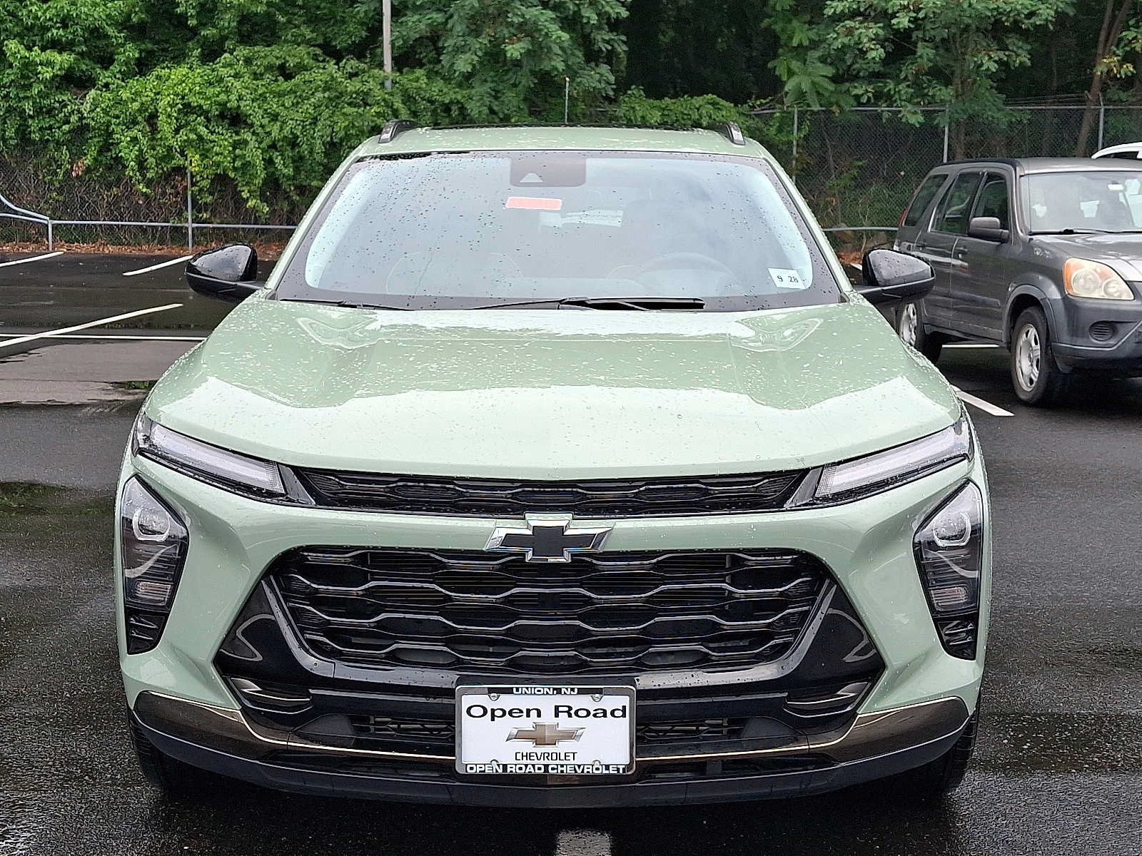 Used 2024 Chevrolet Trax ACTIV w/ Sunroof Package FWD image 2
