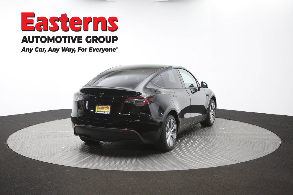 Used 2022 Tesla Model Y Long Range AWD/4WD image 39