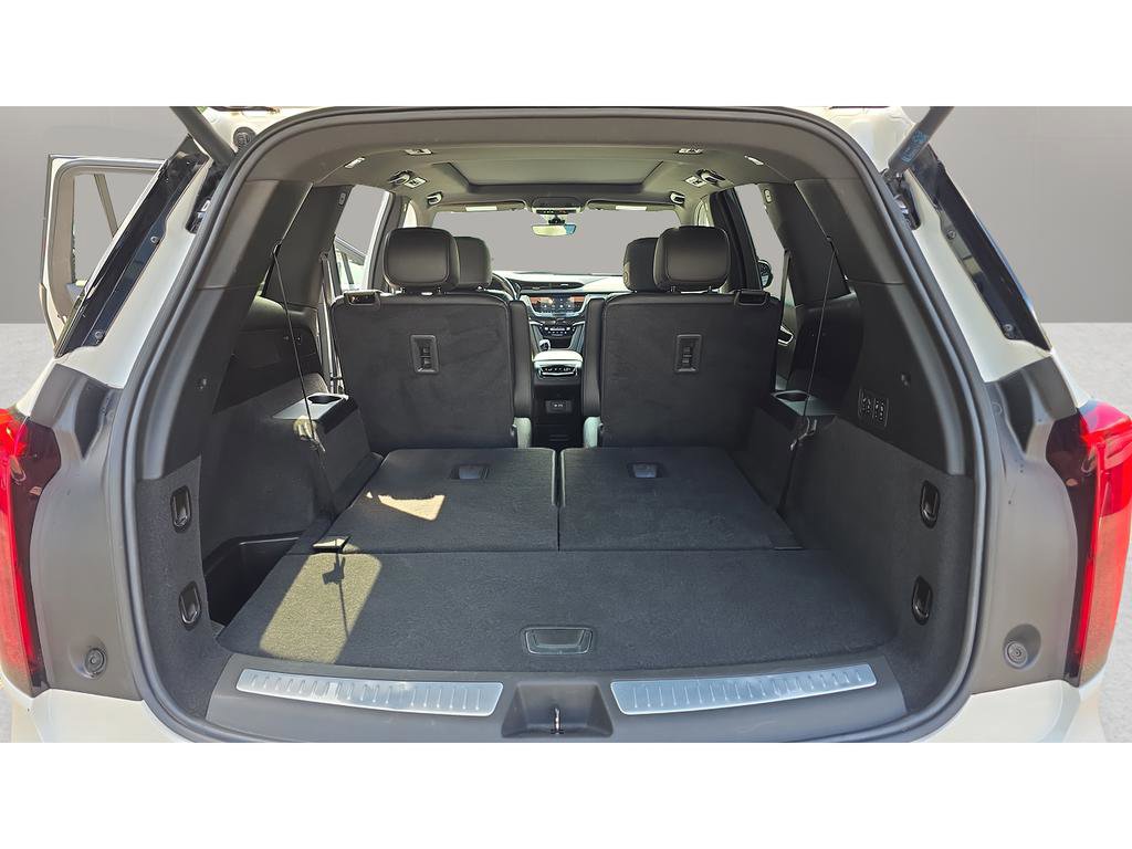 Certified 2023 Cadillac XT6 Premium Luxury w/ Technology Package image 32