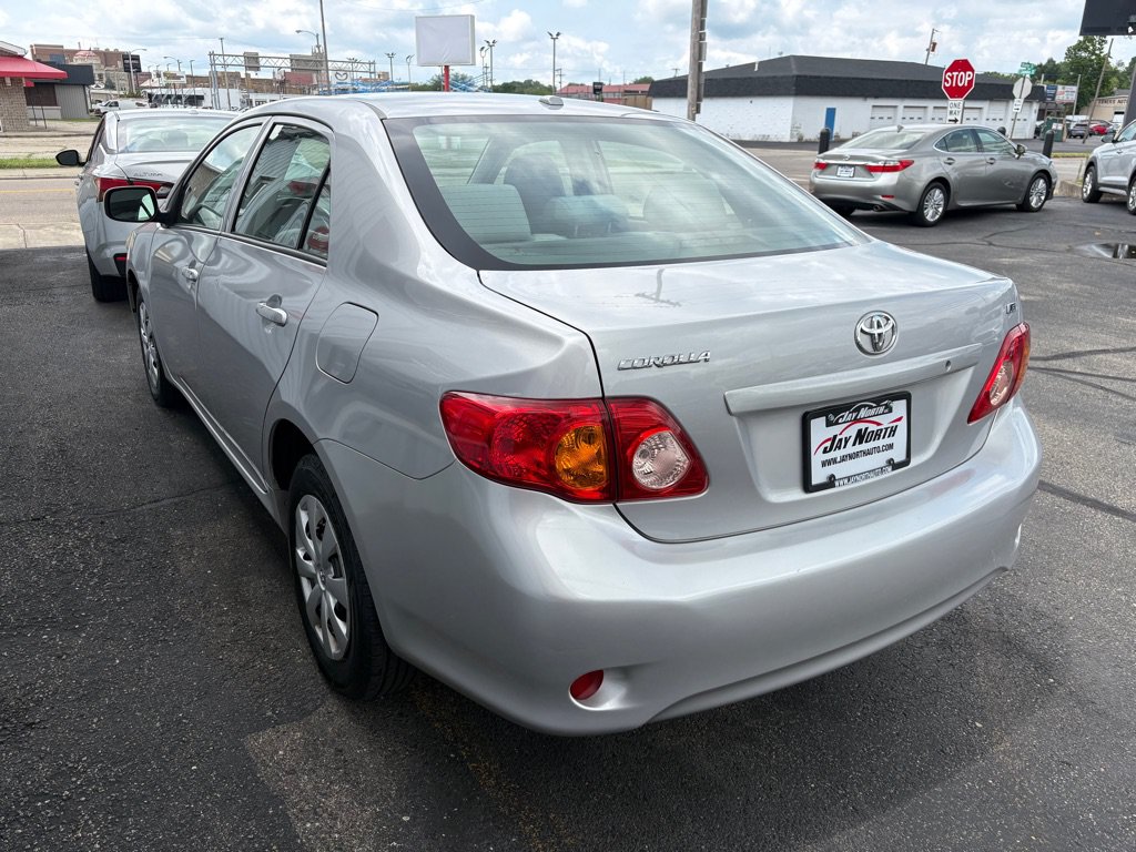 Used 2010 Toyota Corolla LE w/ All Weather Guard Pkg FWD image 5