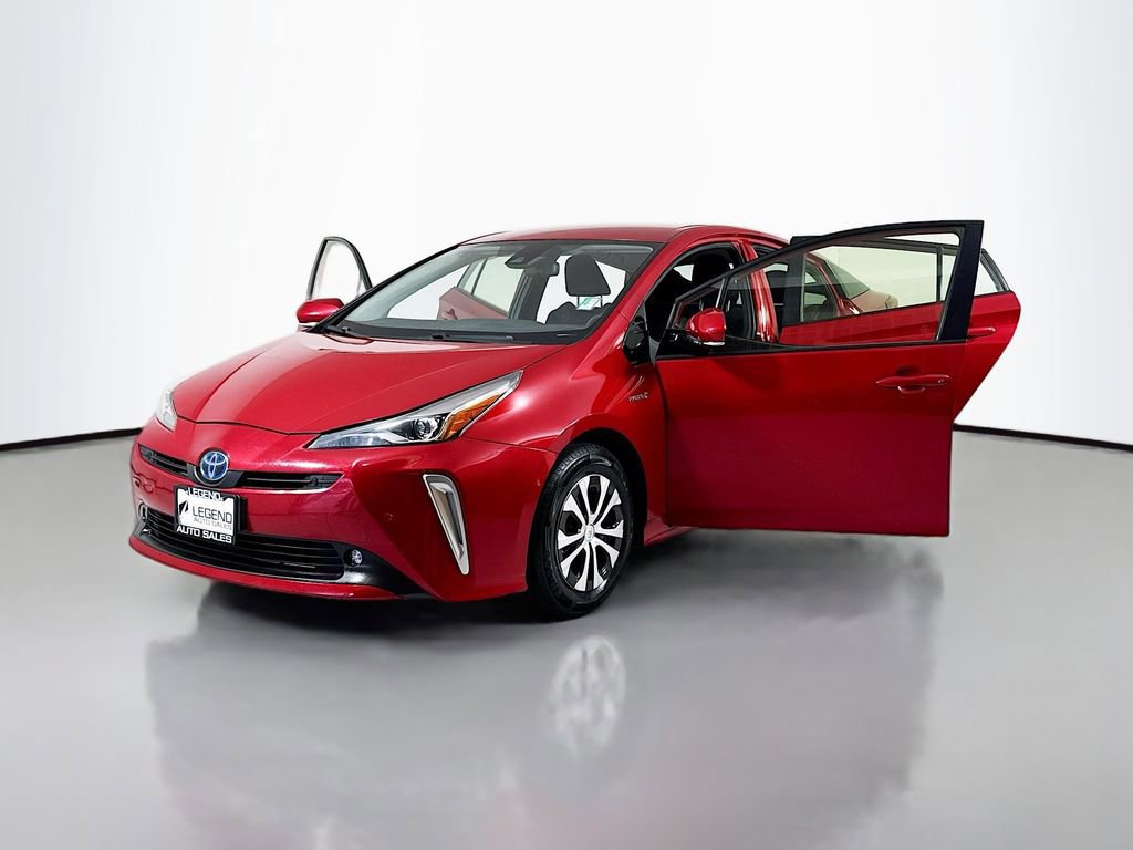 Used 2020 Toyota Prius LE image 14