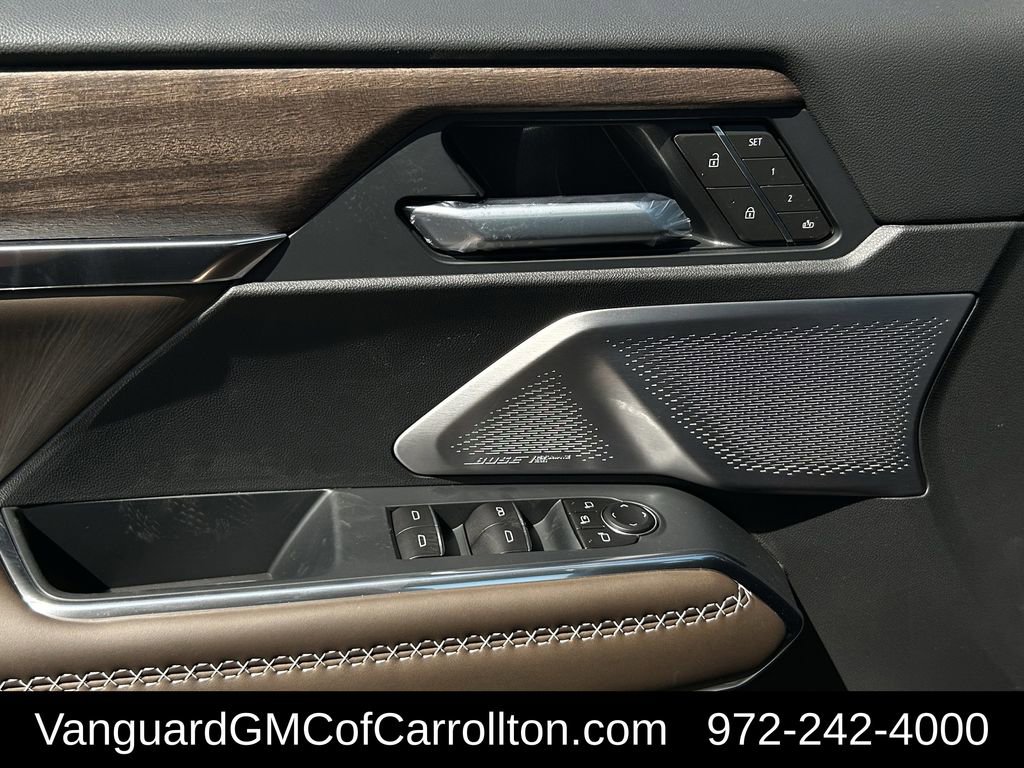 New 2026 GMC Acadia Denali Ultimate w/ LPO, Floor Liner Package image 20