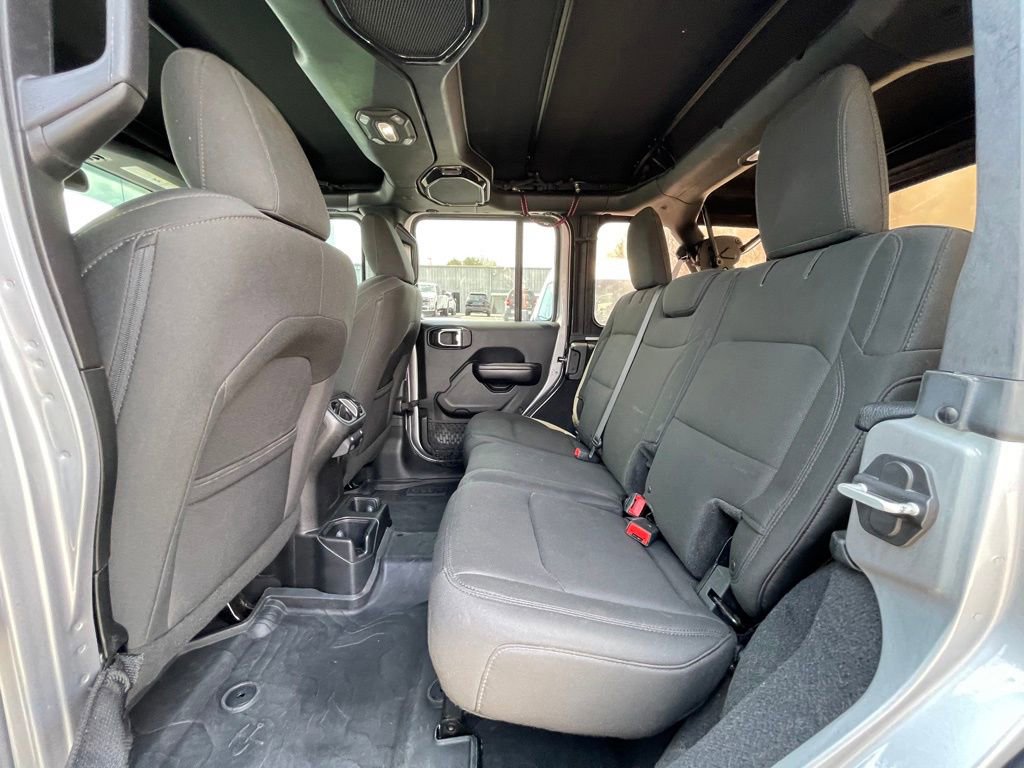 Used 2018 Jeep Wrangler Unlimited Sport S image 19