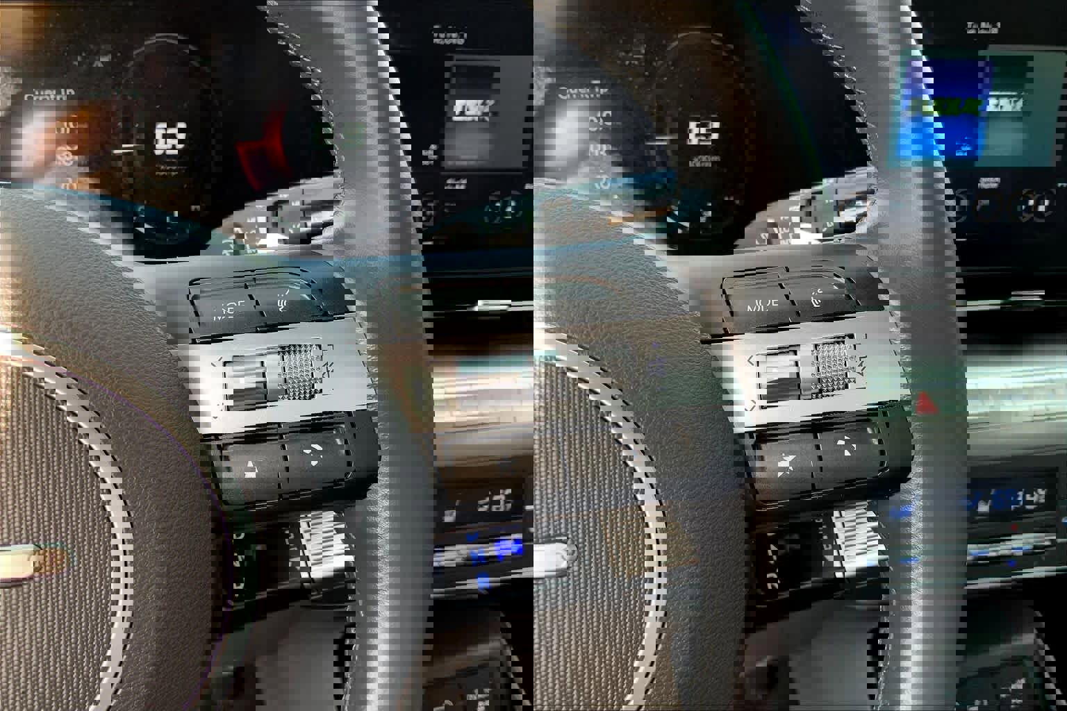 Used 2025 Hyundai Kona SEL image 24