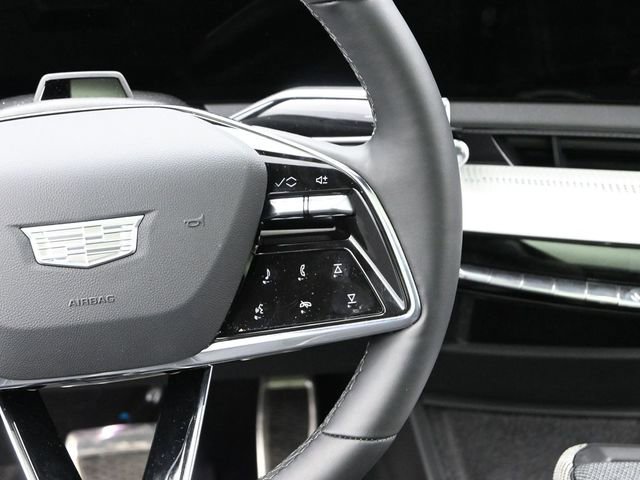 New 2026 Cadillac Optiq Sport 2 w/ LPO, Floor Liner Package image 29