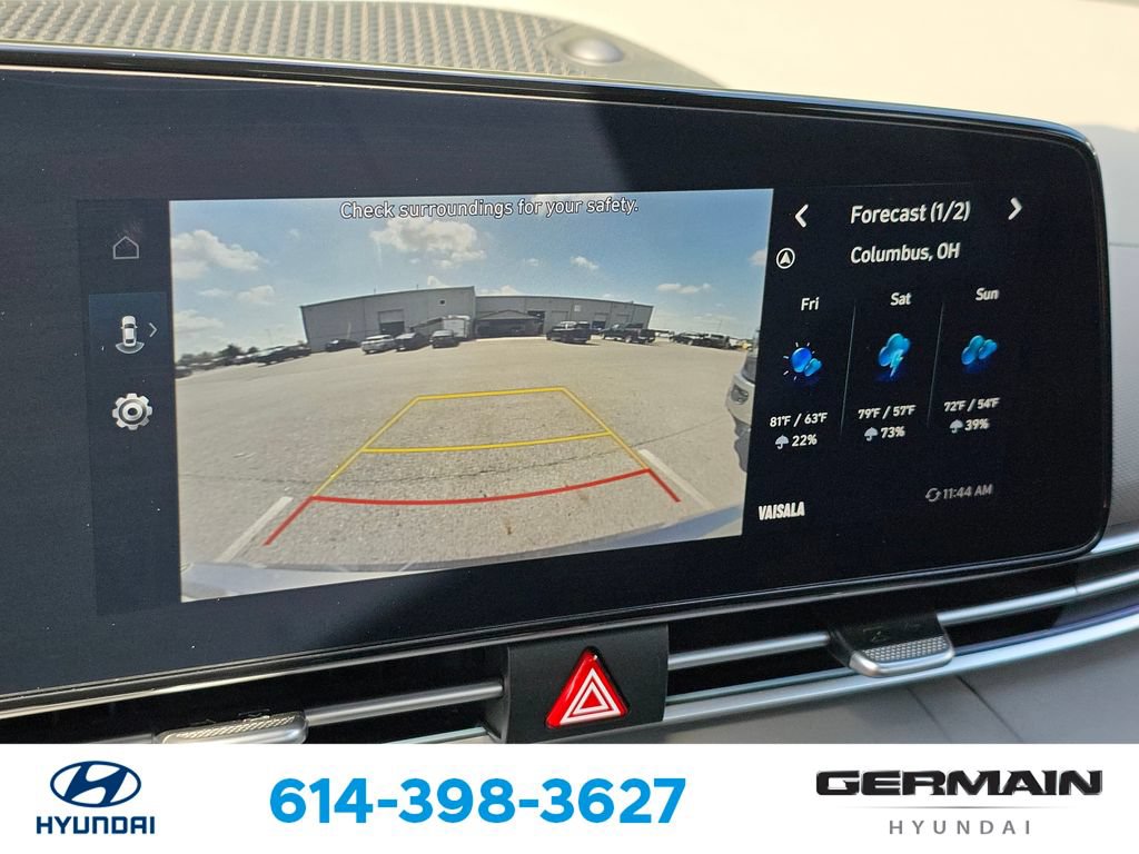 Used 2024 Hyundai Elantra SEL FWD image 31