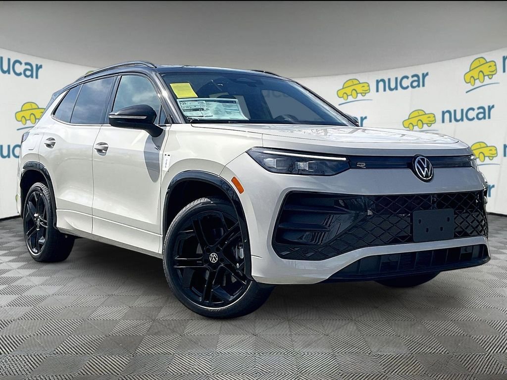 New 2026 Volkswagen Tiguan SE R-Line AWD/4WD image 1