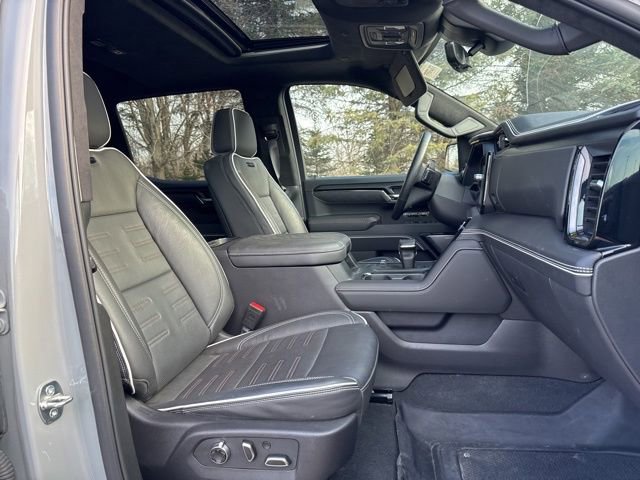 Used 2024 GMC Sierra 1500 AT4X image 28