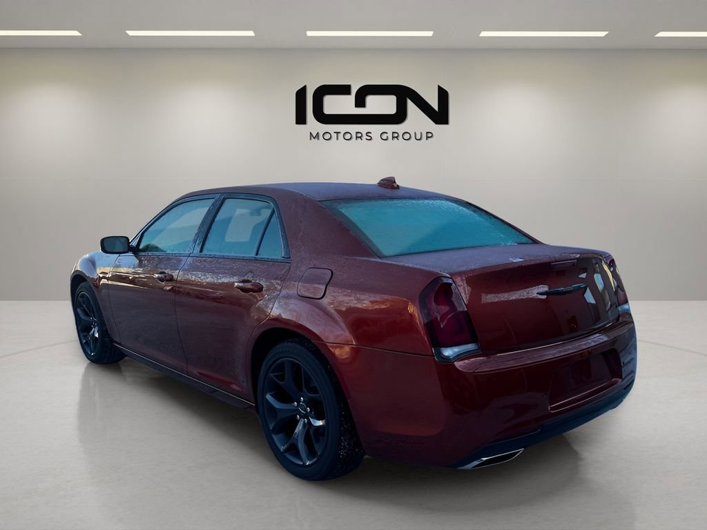 Used 2021 Chrysler 300 S image 3