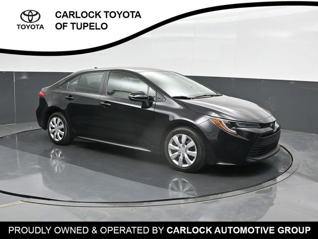 Used 2024 Toyota Corolla LE FWD image 5