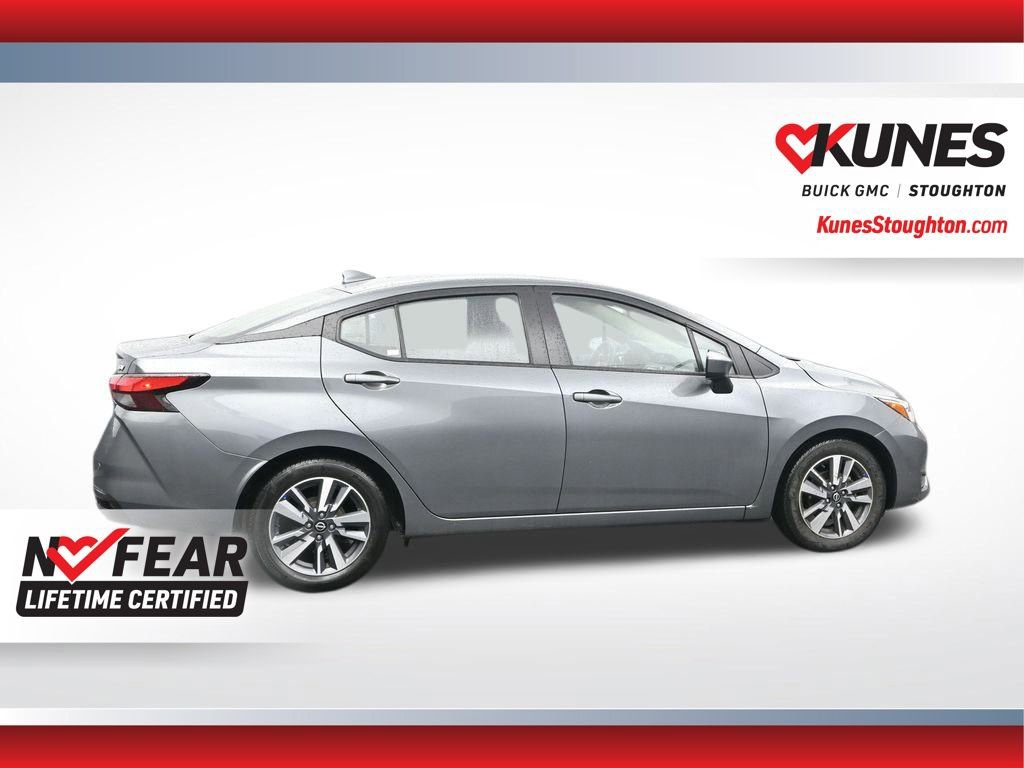 Used 2023 Nissan Versa SV image 10