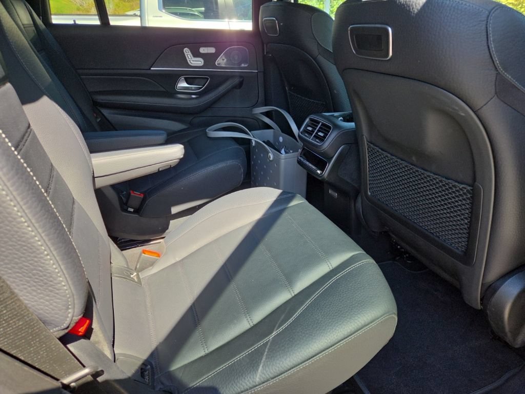 Used 2020 Mercedes-Benz GLS 450 4MATIC image 11