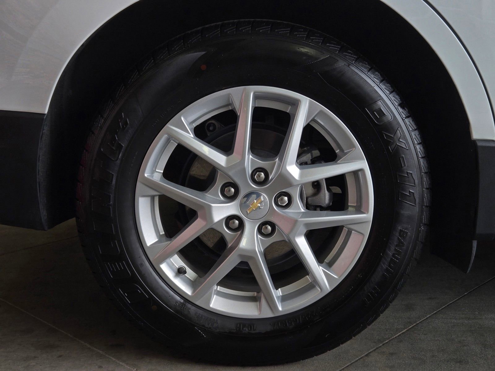 Used 2023 Chevrolet Equinox LT image 5