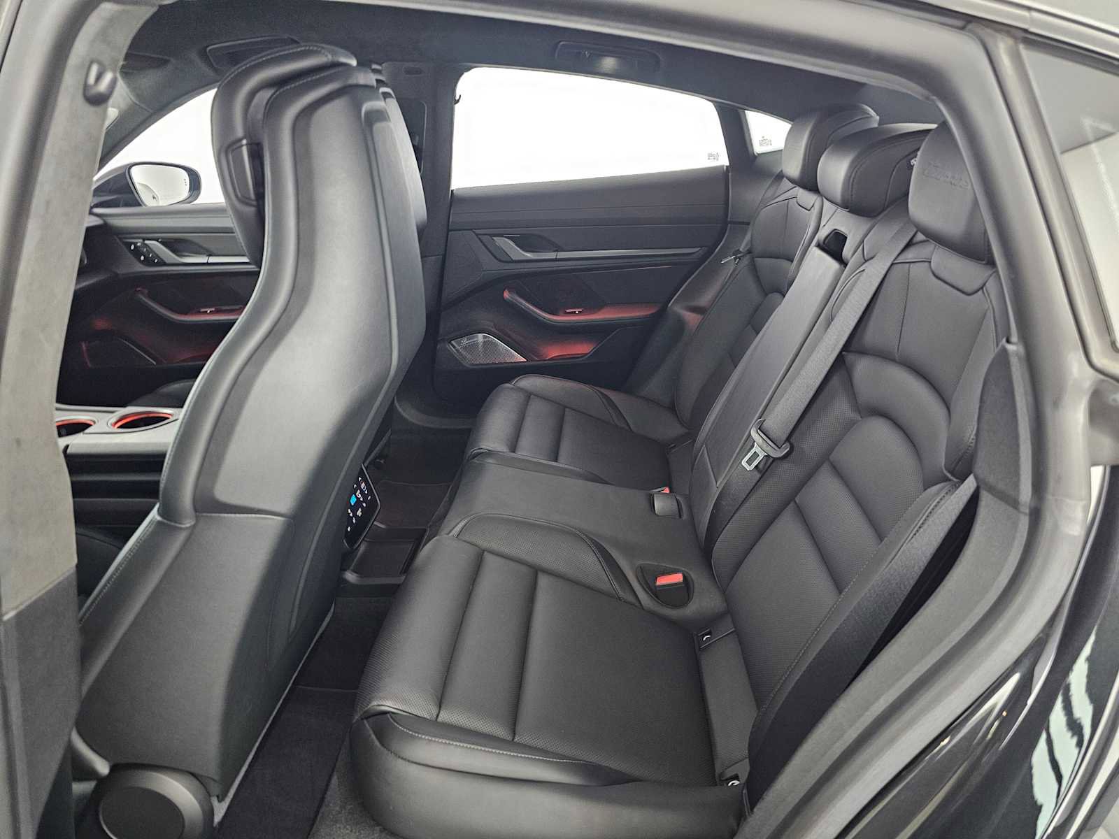 Used 2021 Porsche Taycan Turbo S w/ Premium Package image 16