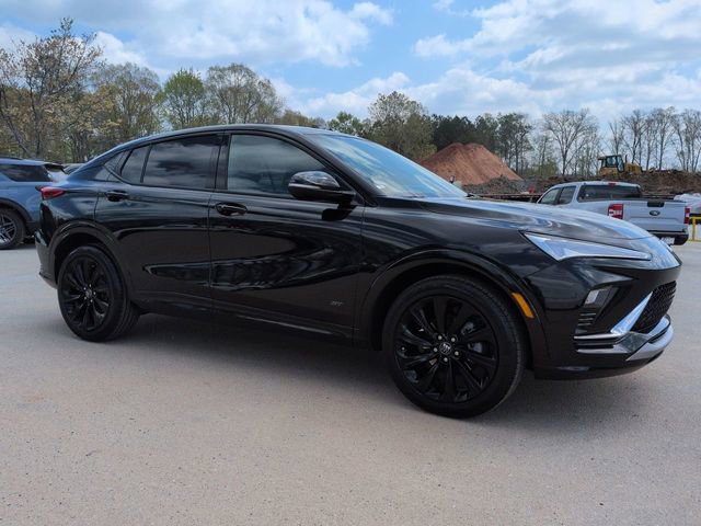 Used 2025 Buick Envista Sport Touring w/ Convenience I Package image 2