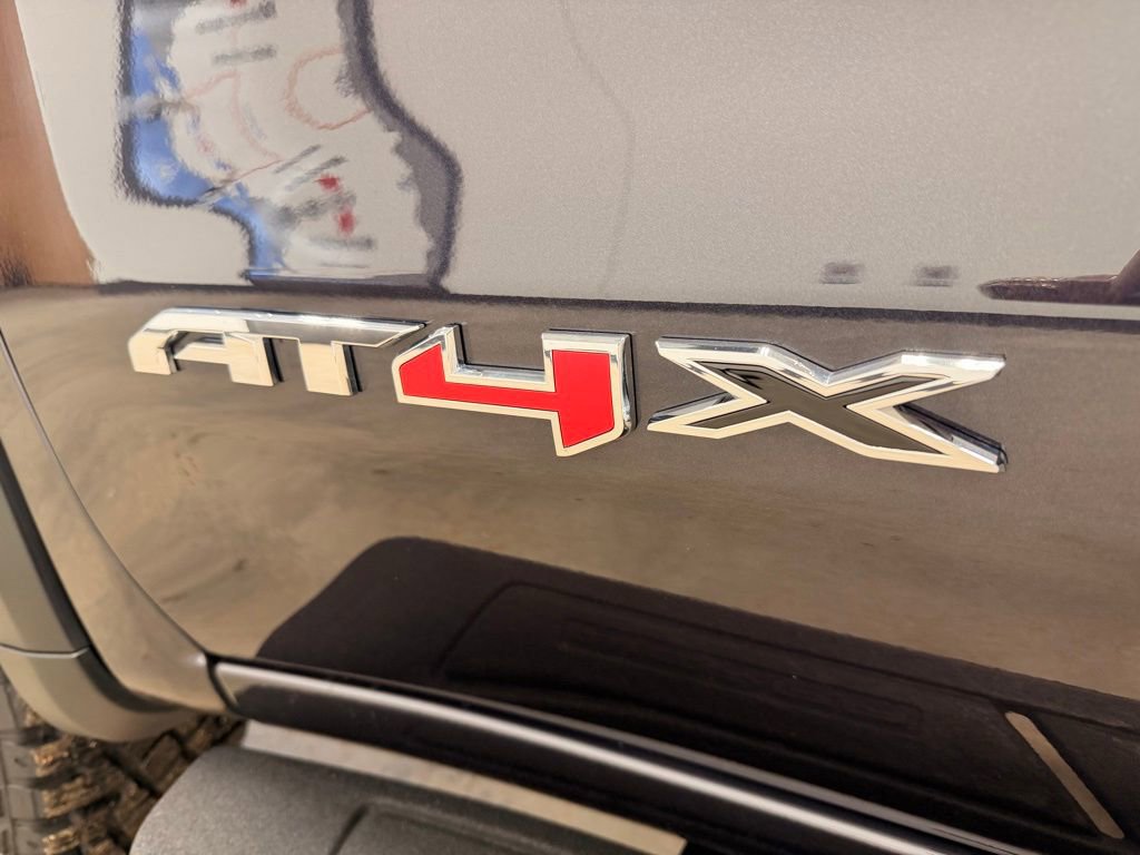 Used 2025 GMC Sierra 1500 AT4X image 15